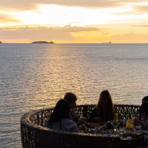 芭堤雅網紅日落懸崖餐廳【餐廳位置代訂服務】