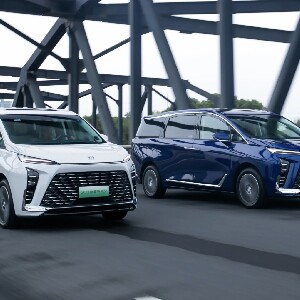 香港市區至深圳前海華發冰雪世界包車服務