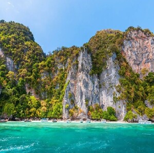 布吉島-皮皮島瑪雅灣蛋島快艇浮潛一日遊(英文導遊)