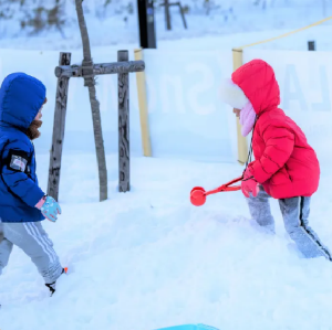 北海道F VILLAGE雪地樂園（含裝備租借+滑雪指導+雪上活動暢玩）