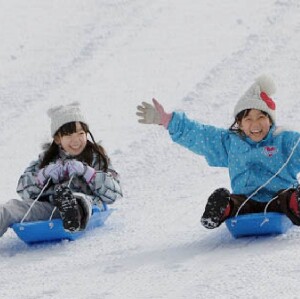 名古屋出發 | 牧歌之裏冰雪樂園＋泡溫泉一日遊（6人成團）