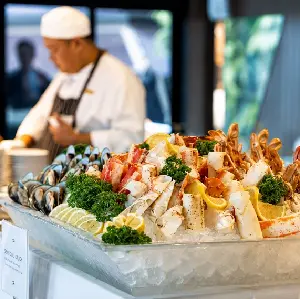 香格裏拉地平線號-曼谷夜遊湄南河晚餐 Shangri La Bangkok Hotel 香格裏拉大酒店碼頭