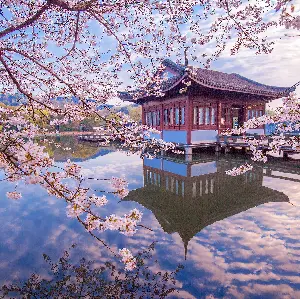 West Lake