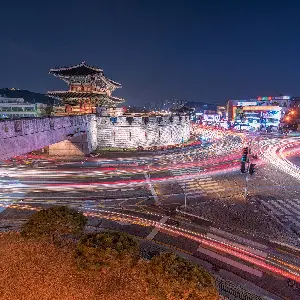 水原華城