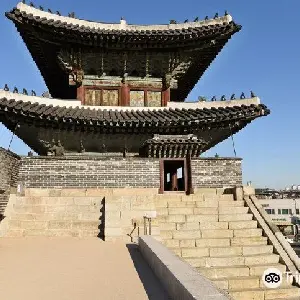 八達門