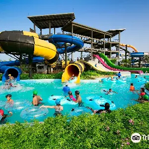 黑山水上樂園
