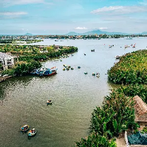 Hạnh Coconut 會安水椰林遊船