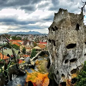 Crazy House