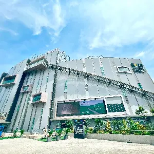 BOSS E · ZO FUKUOKA