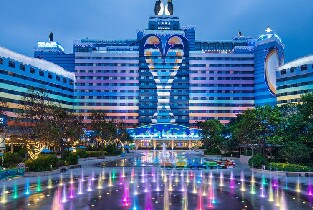 珠海長隆企鵝酒店3天2晚三人套票(住宿+海洋王國+飛船樂園+卡卡虎奇遇記)圖片