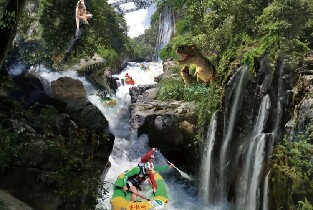 清遠古龍峽漂流