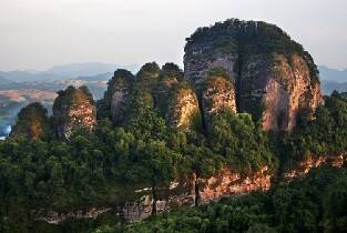 梅州五指石