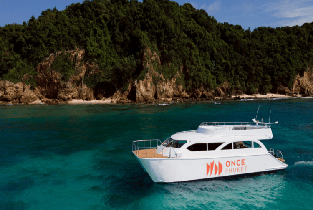 橙光號（ONCE YACHTING）高級雙體雙層快船斯米蘭一日遊