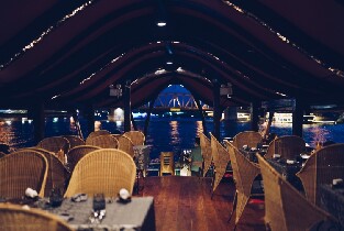 曼諾拉號-曼谷夜遊湄南河 Anantara Riverside Bangkok Resort 酒店碼頭