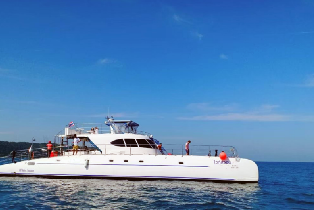 芭堤雅【天鯨號】無人三島一日遊(英文導遊)