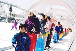 大阪出發 | 奧伊吹滑雪場接駁車（每日發團，6人成行）