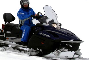 北海道 WonderLand 劄幌雪地摩托體驗（含酒店接送）