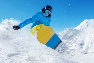 札幌出發 | 北海道小樽朝裏川滑雪場 滑雪1日遊(中英文教學)(單板)（每日發團，1人成團）