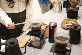 臺中茶畝芢五感茶體驗