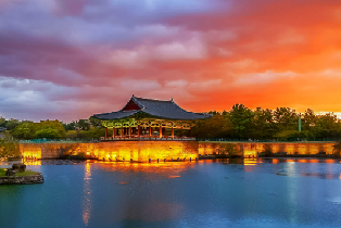 古都慶州一日遊（佛國寺+良洞村+大陵院 & 皇理團路+月精橋+東宮與月池）
