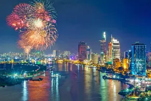 2026.12.31越南胡志明市新年煙火快艇巡遊（含免費啤酒&小吃）