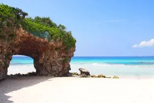 沖繩宮古島觀光巴士之旅（砂山海灘&雪鹽博物館&池間大橋&東平安名崎&英格瑪琳花園）