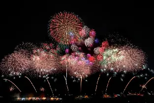 【保證成團】2026.11.7新宿出發：土浦花火大會一日遊（含付費指定座位）