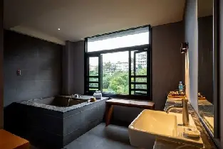 【2026北投溫泉熱榜】享溫泉 Hot Spring｜白磺大眾池・雙人私密湯屋
