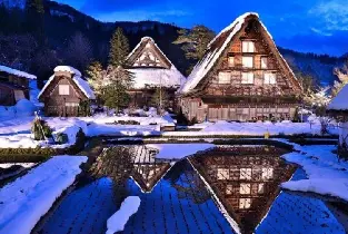 【僅限4天】2027白川鄉點燈&入住飛驒廣場飯店&飛驒高山二日遊（含早午晚餐+住宿+白川鄉點燈&神田家入場費）