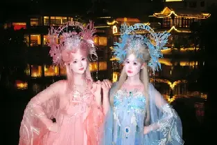 廣州・一夜穿越兩千年・私家團｜國風妝造＋南越宮廷宴＋珠江夜遊