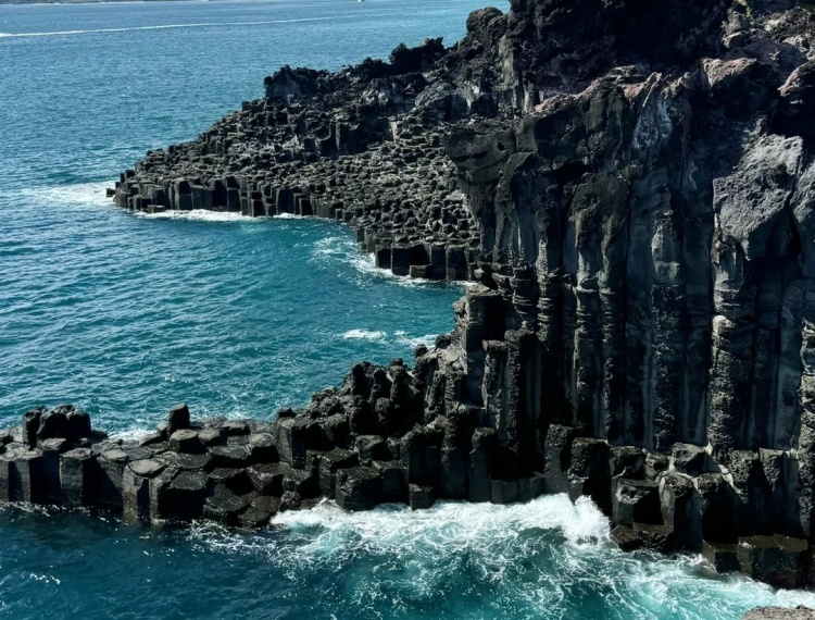 🇰🇷JEJU _ 一定要去柱状节理带!_1_imxxyii1_来自小红书网页版.jpg