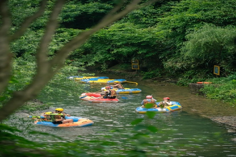 梅州—蕉岭金山漂流，矿泉水上飞驰🌊_3_梅州嘉园户外—铁锅_来自小红书网页版.jpg