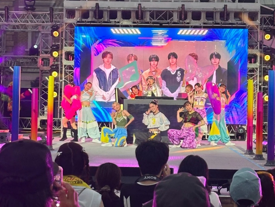 我在环球影城蹦迪🕺USJ夏日限定_1_momo_来自小红书网页版.jpg