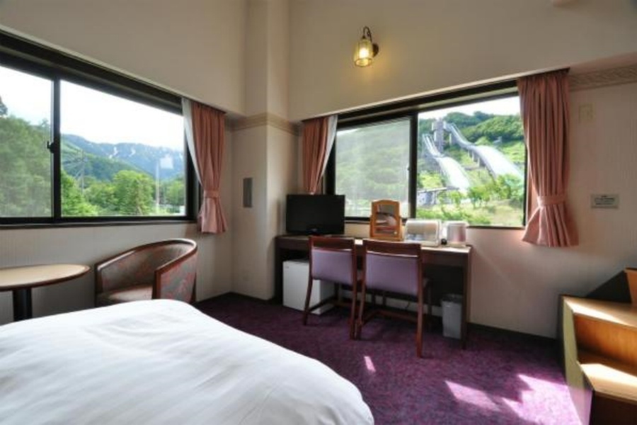 白马山野.jpg
