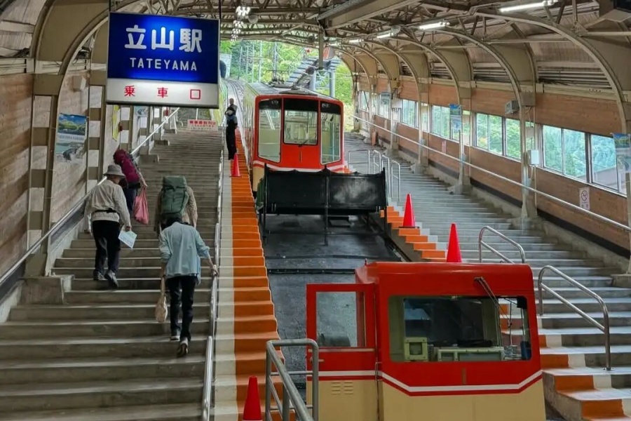 缆车.jpg