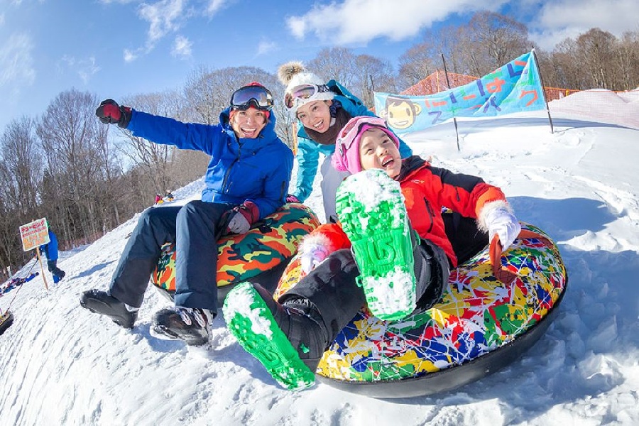 202510281632-4504786511.jpg 滑雪.jpg