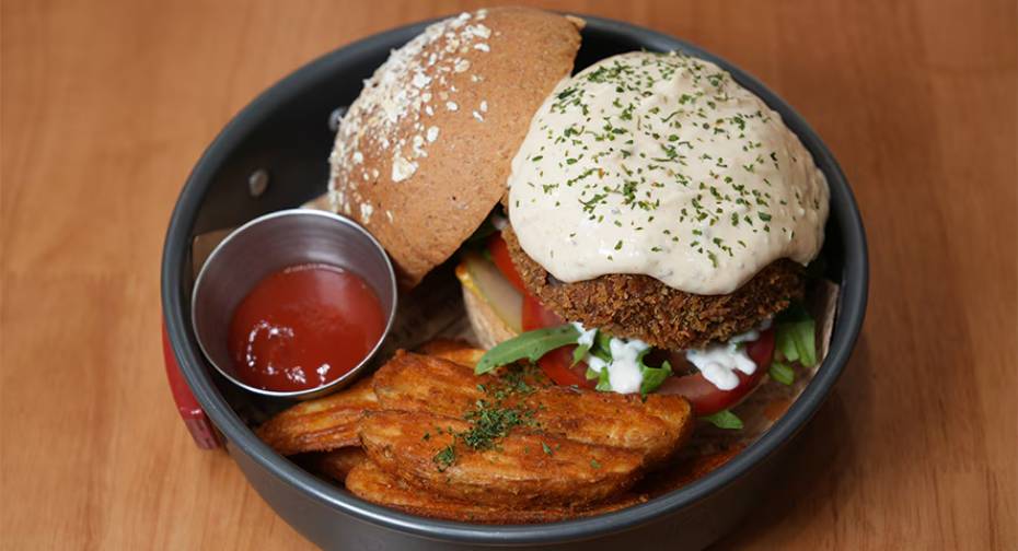 202511041000-4359756899.jpg ee0b71c763f6fcb75b18e2466b29f6d59a8889be.jpg