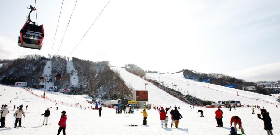 202511050930-1553657884.jpg 洪川大明維瓦爾第公園滑雪世界8.jpg