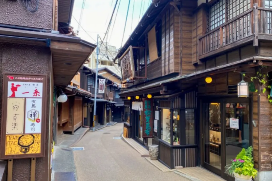 屏幕截图 2025-09-15 095134.png