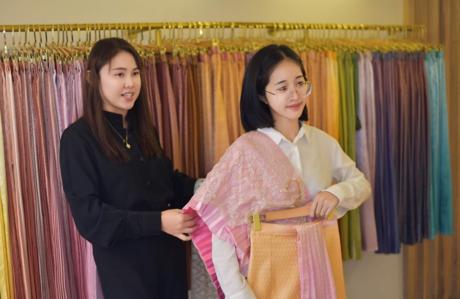 202511111604-1138812910.jpg 930-4.jpg