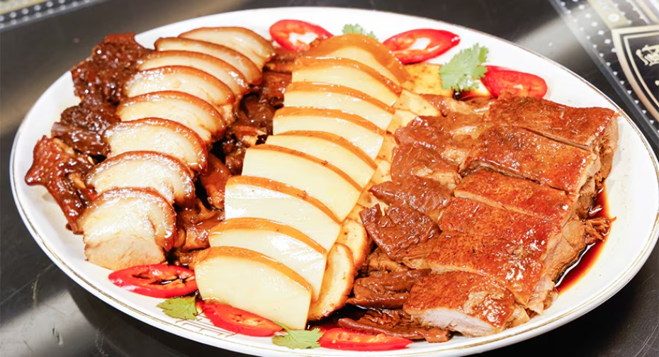 202511111753-1875954345.jpg 0d873480f0d79f58c3816a356262f2ec88405aa6.jpg