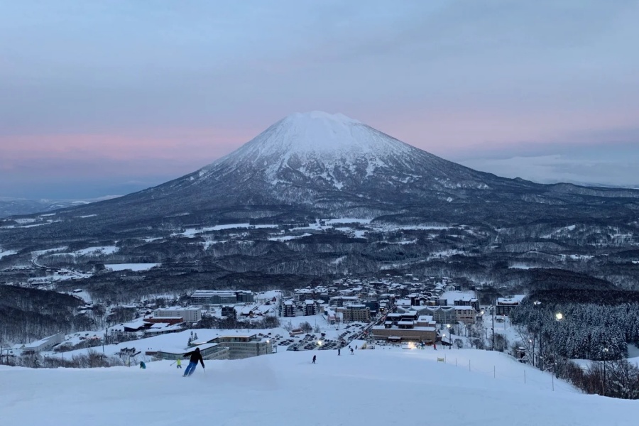 202512011545-1332189920.jpg 日本滑雪场经验谈_1_魔法少女小圆_来自小红书网页版.jpg