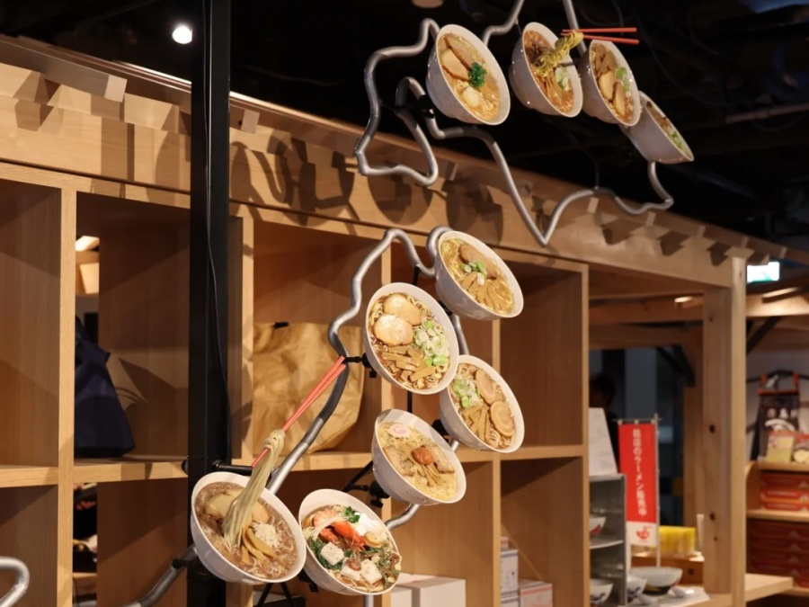 202512021747-9023616506.jpg 🇯🇵横滨🍜走进昭和街道体验各地拉面_14_一个梨子_来自小红书网页版.jpg