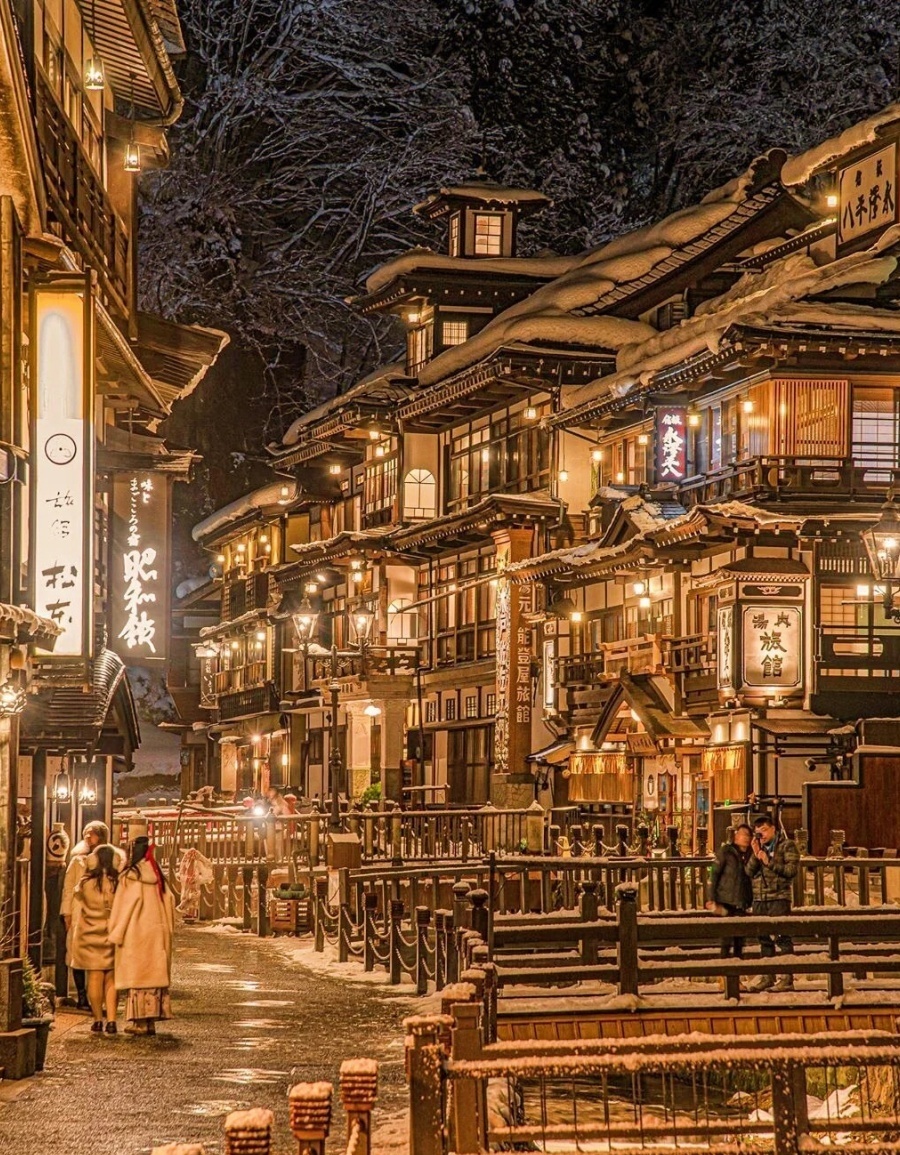 202512090934-8846033411.jpg 日本最美雪景温泉♨️千与千寻原型取景地_5_借宿有李_来自小红书网页版.jpg