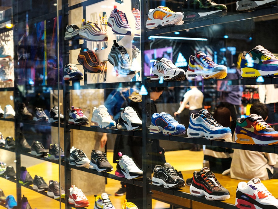 sneaker-street-960x720 (1).jpg